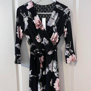 White House Black Market Faux Wrap Dress XXS